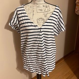 Old navy women’s striped short sleeve blouse